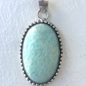 Elegant Silver and Blue Pendant Necklace